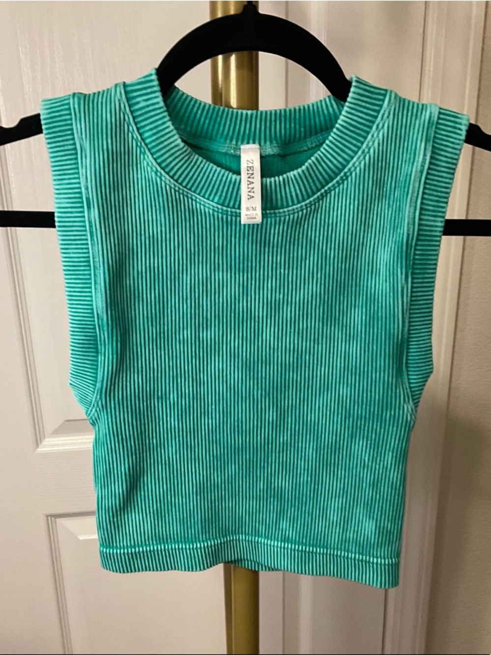 ZENANA Ribbed Crop Tank Top in Green